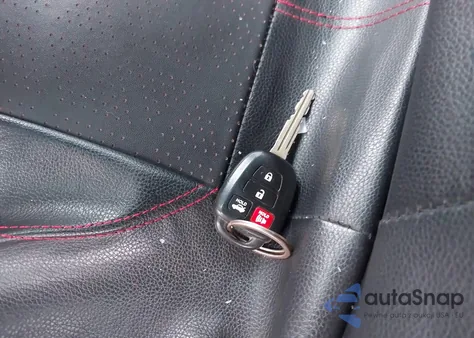 2016 Toyota Camry Se z USA, uszkodzony, nr VIN 4T1BF1FK0GU522275